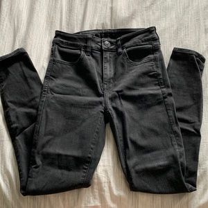 America Eagle Ne(x)t Level Stretch Short Skinny Jeans